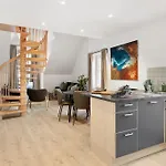 New! Well Eqipped Three Bedroom Penthouse! Apartment *